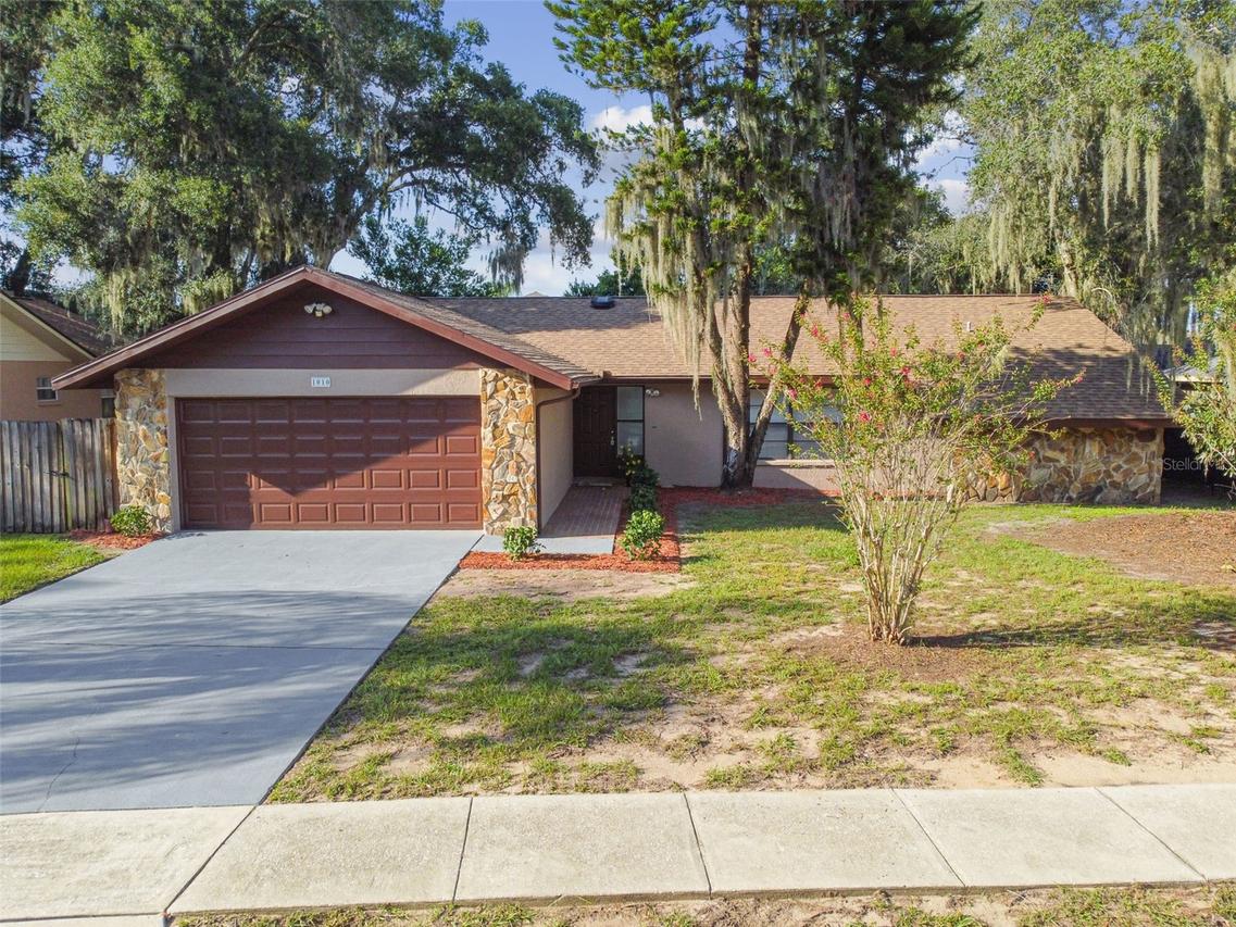 1010 Riflecrest Ave., Valrico, FL 33594