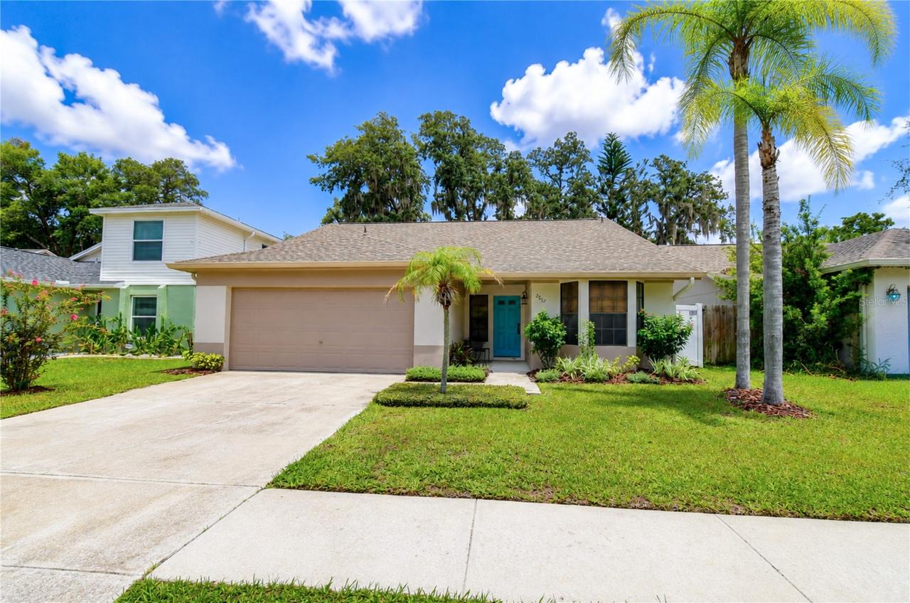 2512 Wrencrest Cir., Valrico, FL 33596