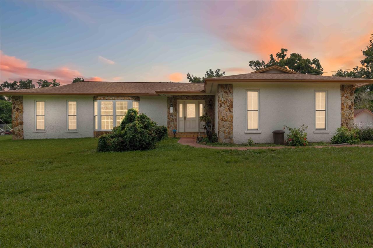 4803 Lynn Oaks Cir., Dover, FL 33527