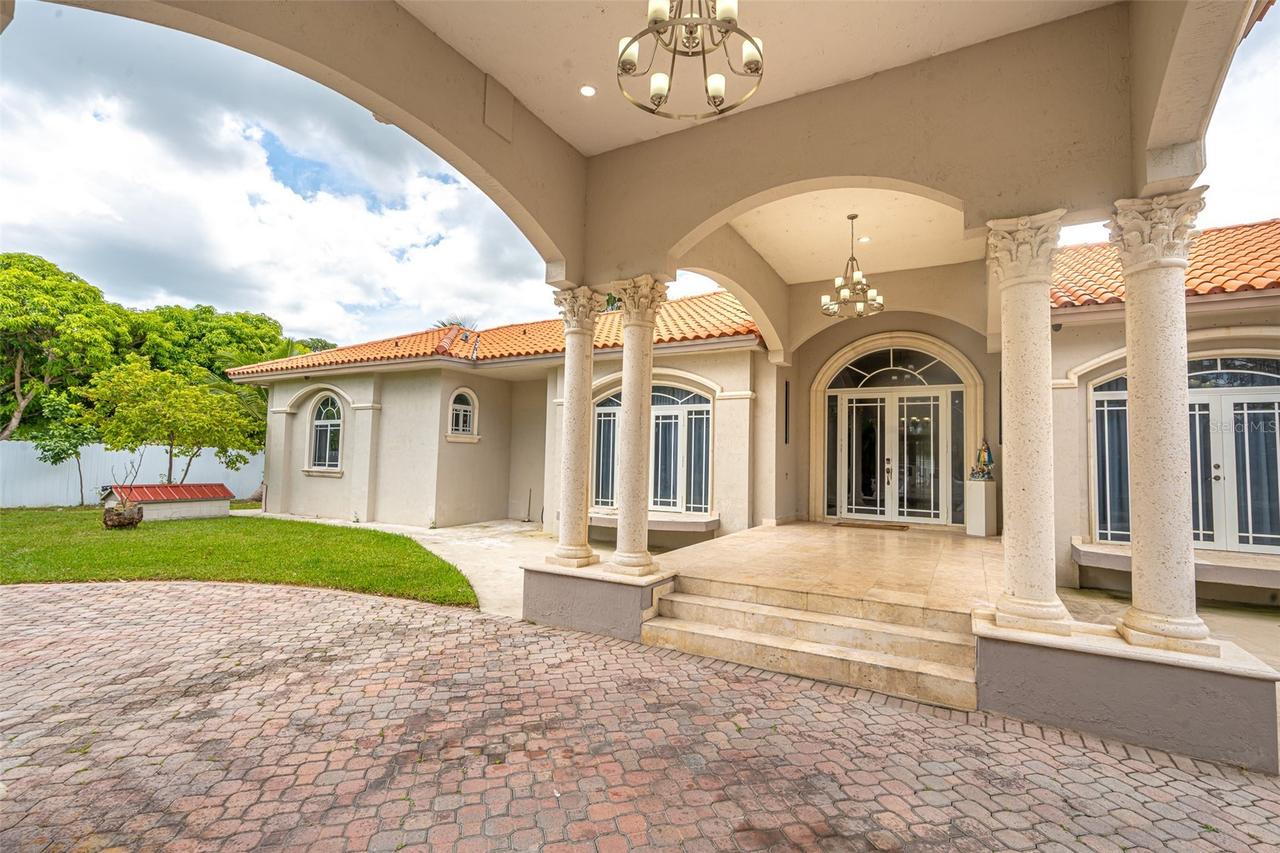 18390 SW 200th St., Miami, FL 33187