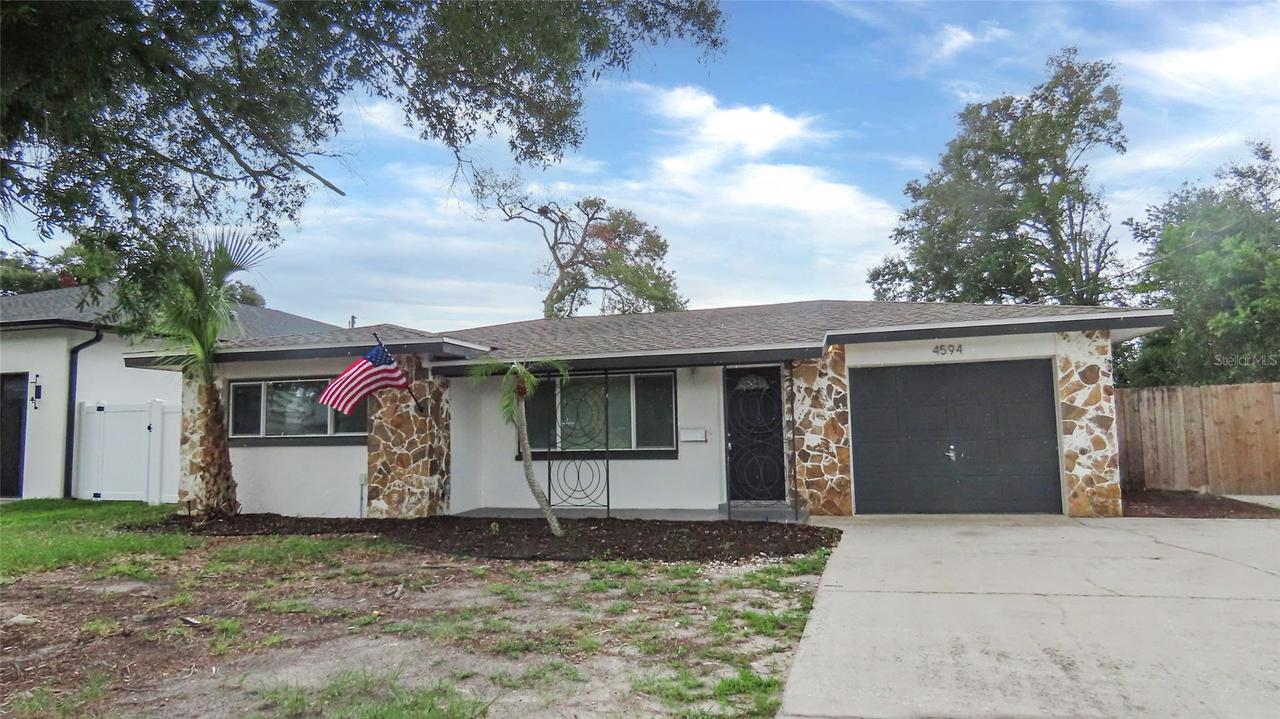 4594 17th Ave., St Petersburg, FL 33713