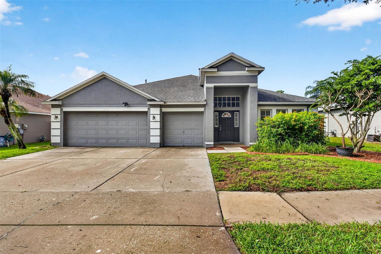 2605 Valencia Grove Dr., Valrico, FL 33596