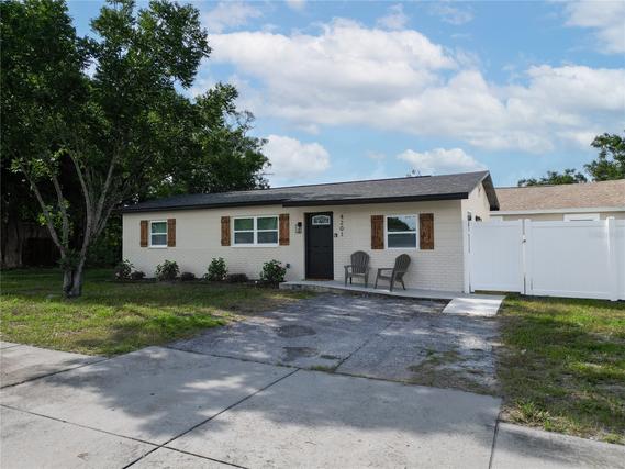 New Construction Homes For Sale This Week That Attend Lealman Avenue Elementary School: August 5th to August 11th