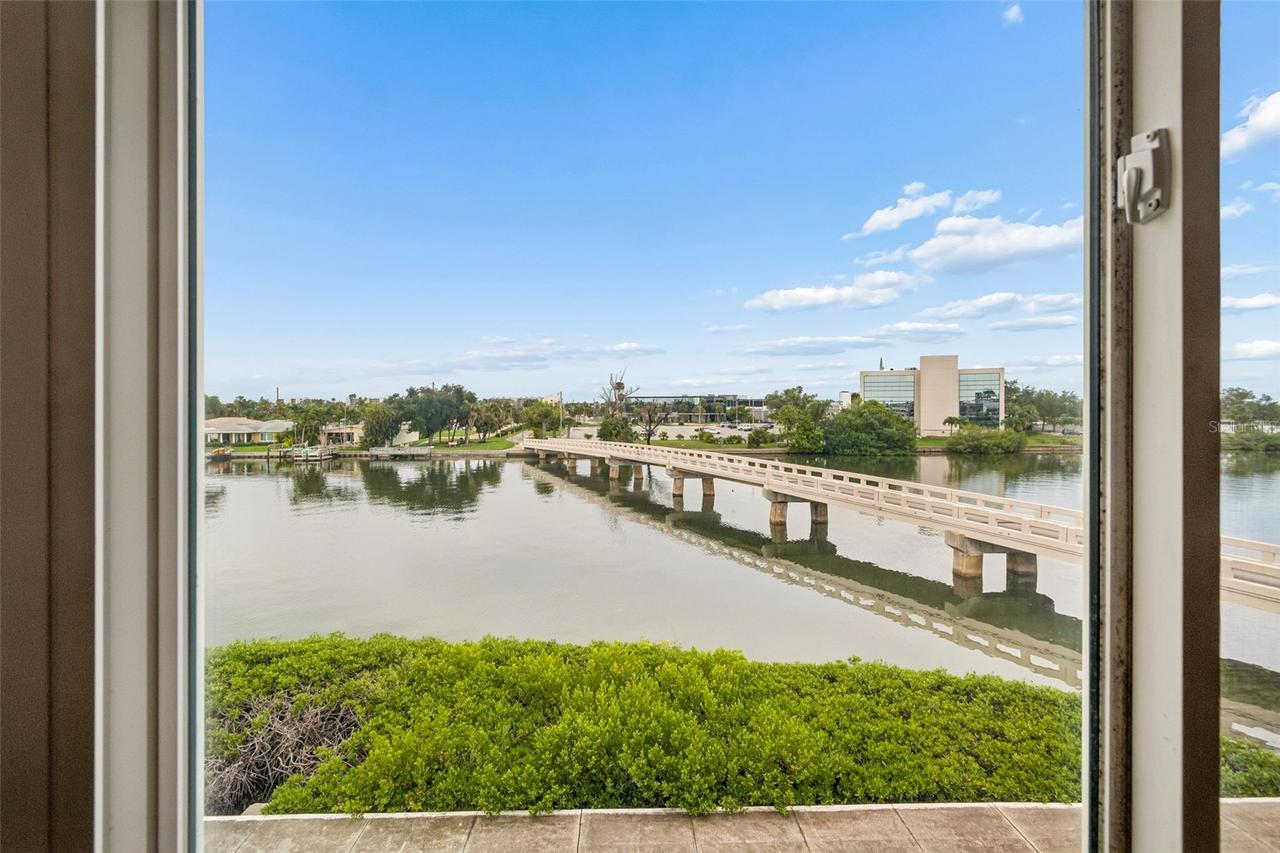 7465 Bay Island Dr. #313, South Pasadena, FL 33707