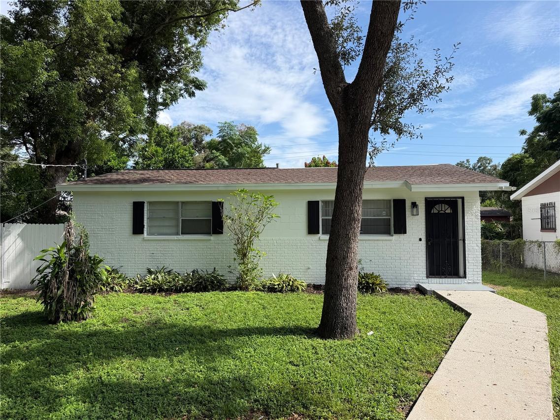 1102 E 108th Ave., Tampa, FL 33612