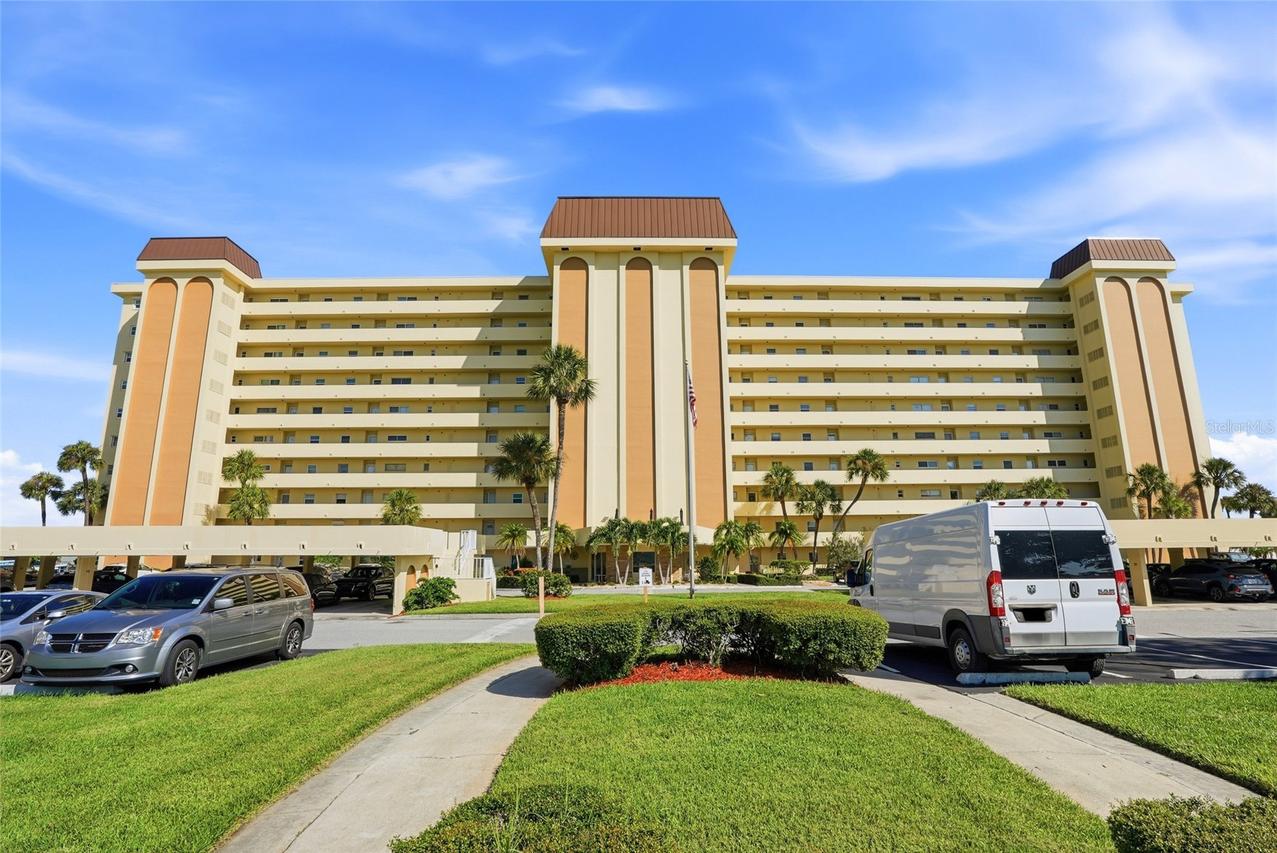 4725 Cove Cir. #306, St Petersburg, FL 33708