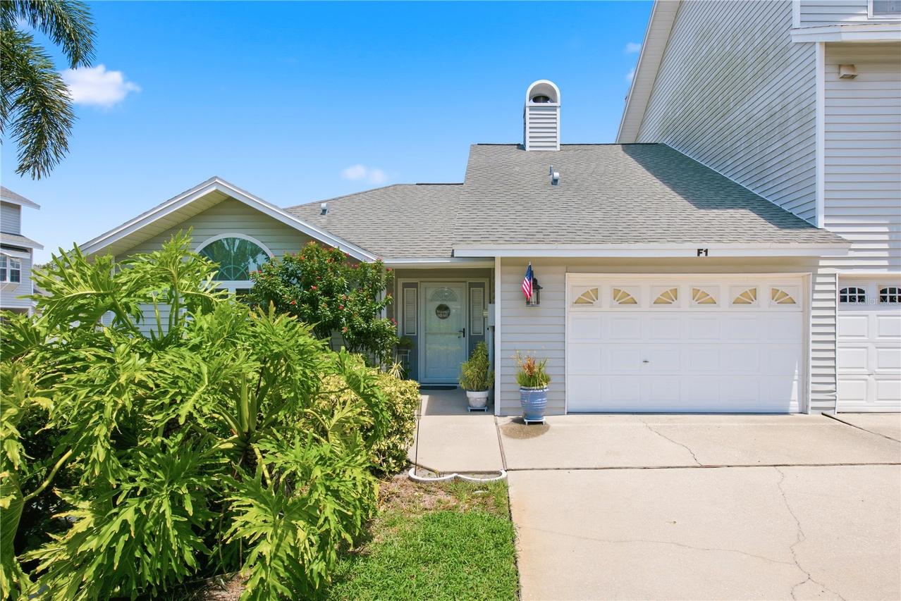 11722 Currie Ln. #F1, Largo, FL 33774