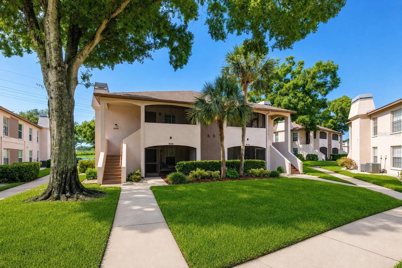 2981 Bonaventure Cir. #202, Palm Harbor, FL 34684