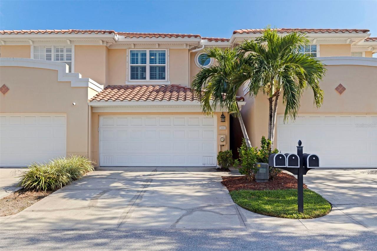 123 Valencia Cir., St Petersburg, FL 33716