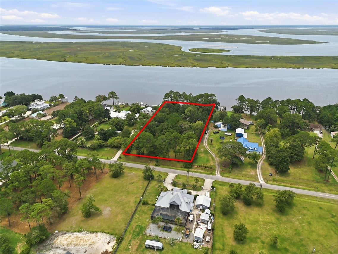 95289 Nassau River Rd., Fernandina Beach, FL 32034