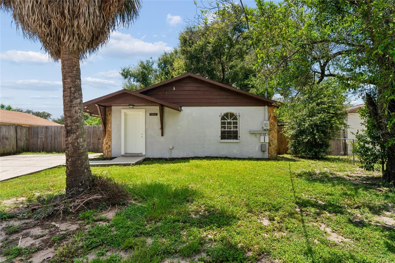 9608 N 10th St., Tampa, FL 33612