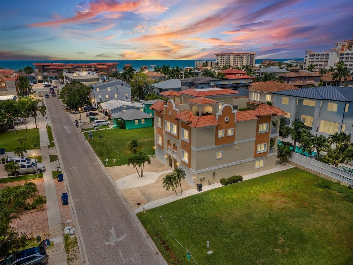 138 175th Ave., Redington Shores, FL 33708