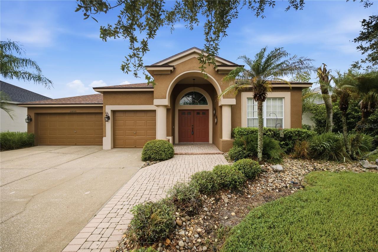 25843 Risen Star Dr., Wesley Chapel, FL 33544