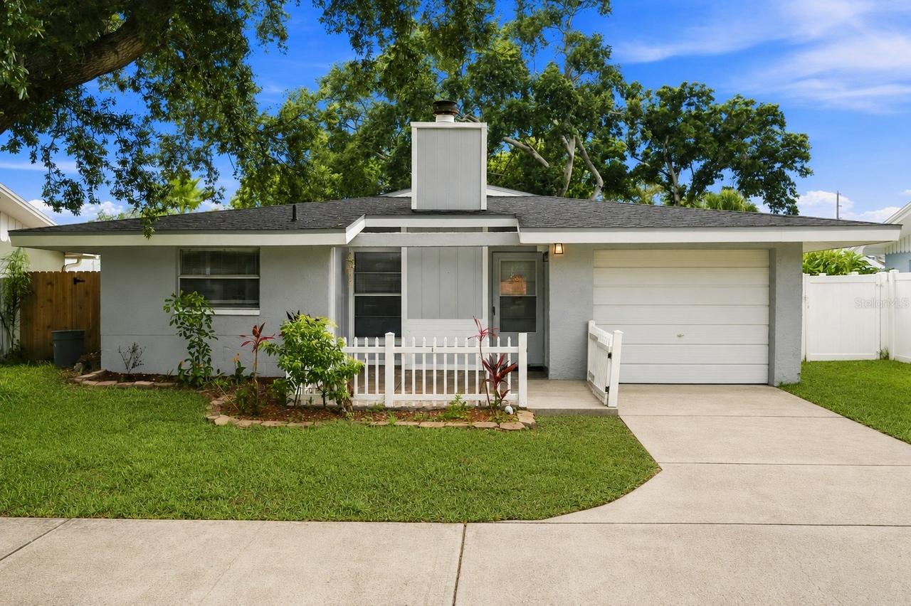 1680 Pinehurst Rd., Dunedin, FL 34698