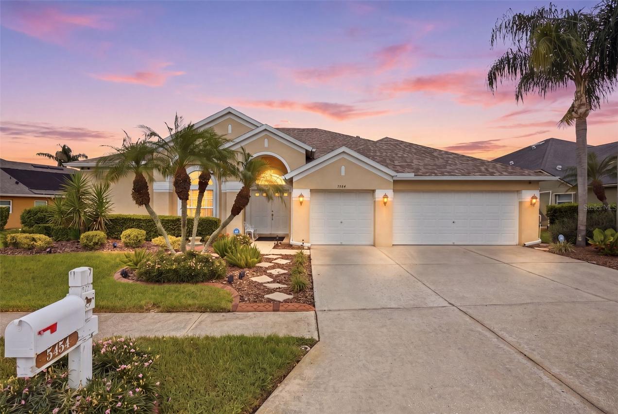 5454 Spectacular Bid Dr., Wesley Chapel, FL 33544