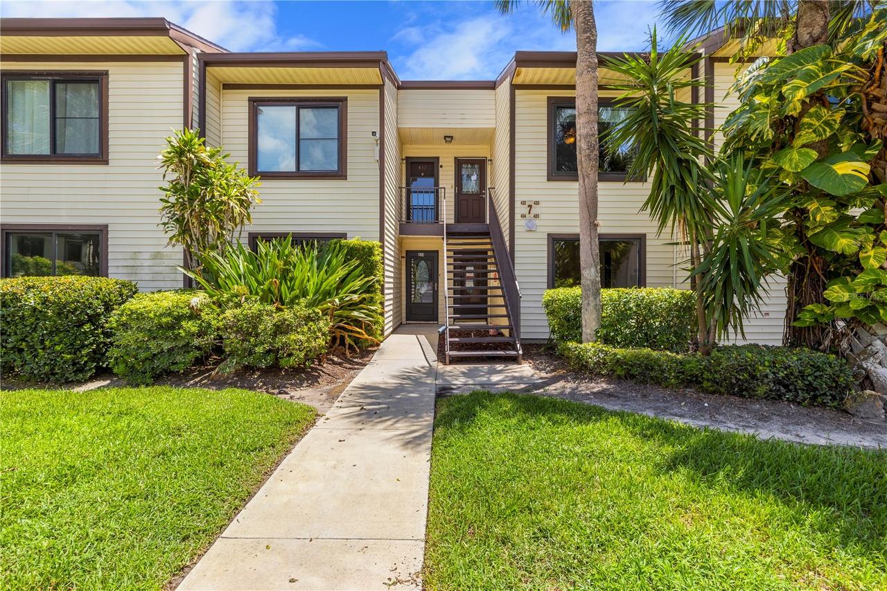 428 Moorings Cove Dr. #7F, Tarpon Springs, FL 34689