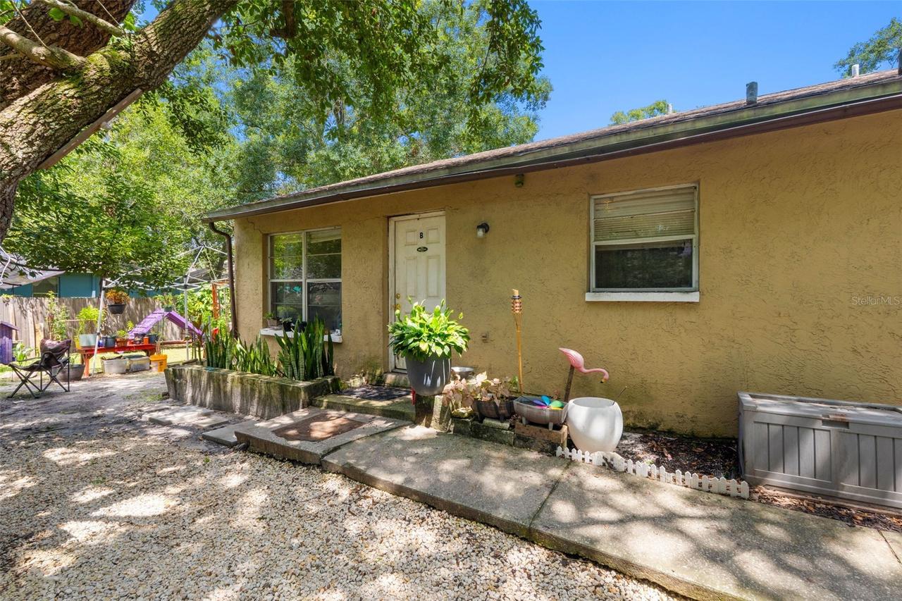9406 N Hartts Dr., Tampa, FL 33617