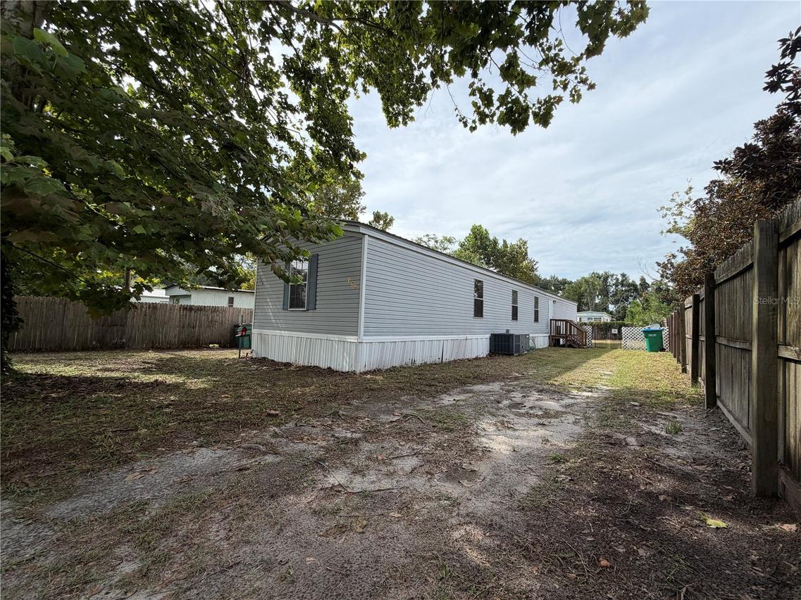 120 NE 12 Ave, Chiefland, FL 32626