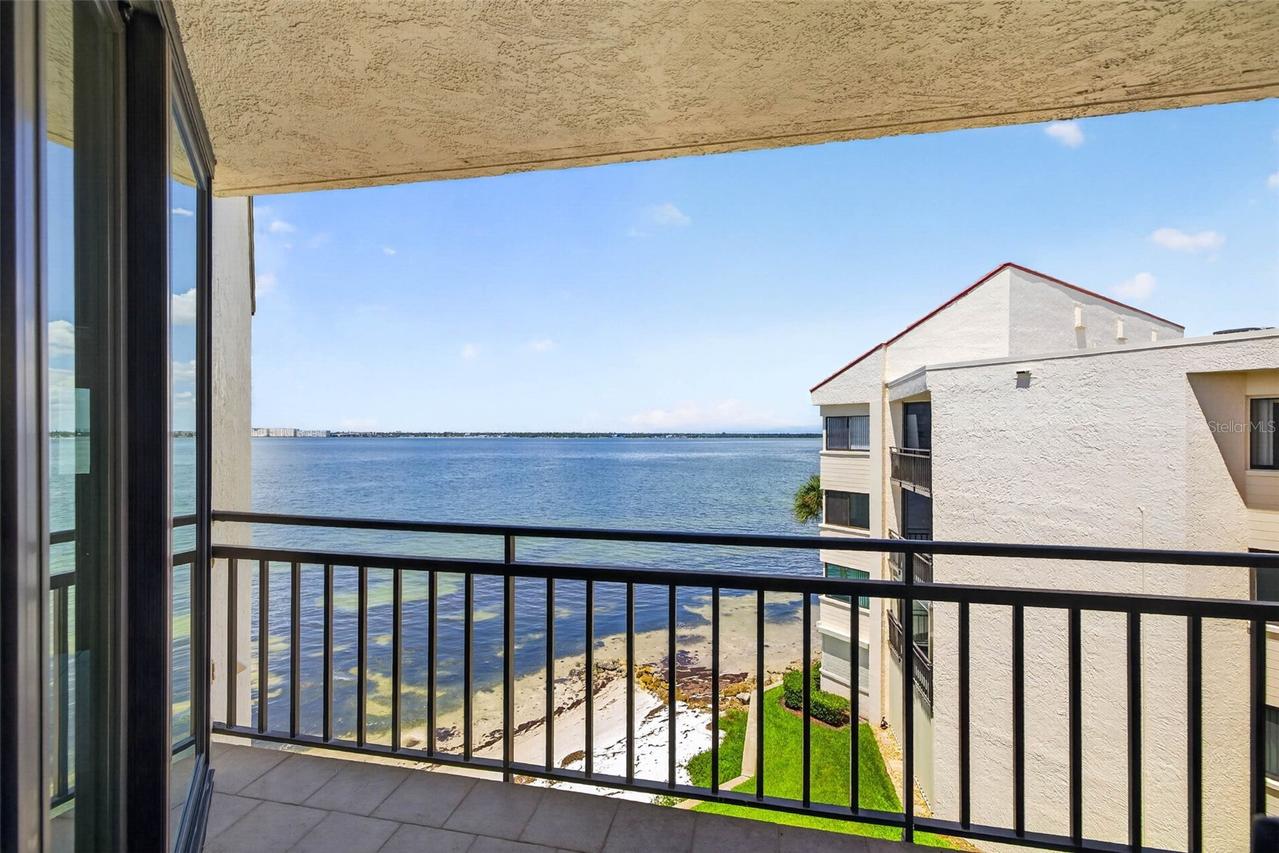 5541 Puerta Del Sol Blvd. #412, St Petersburg, FL 33715