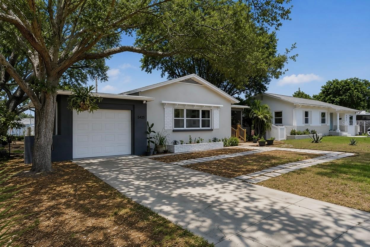 5425 2nd Ave., St Petersburg, FL 33710