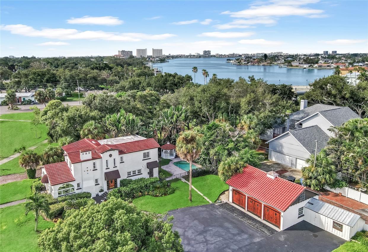 120 Park St., St Petersburg, FL 33710