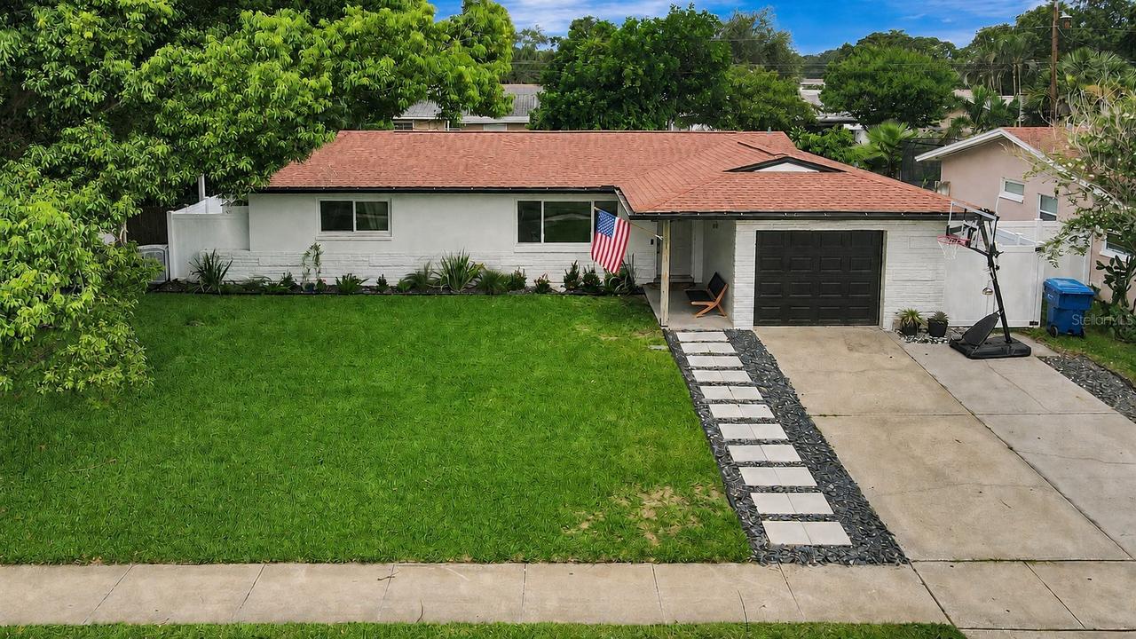 510 Hillcrest Dr., Largo, FL 33771