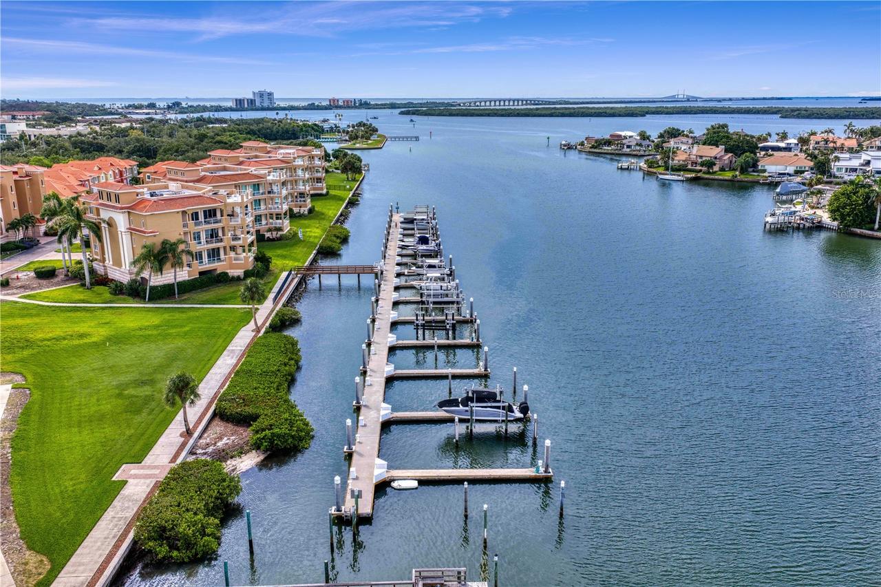43 Bayview Ct. #A, St Petersburg, FL 33711
