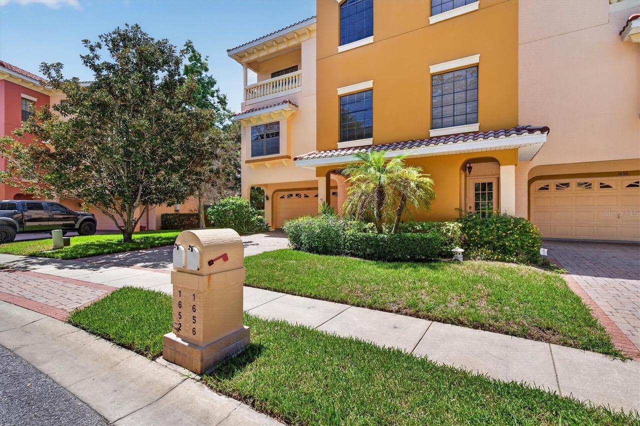 1652 Citrine Tr., Tarpon Springs, FL 34689