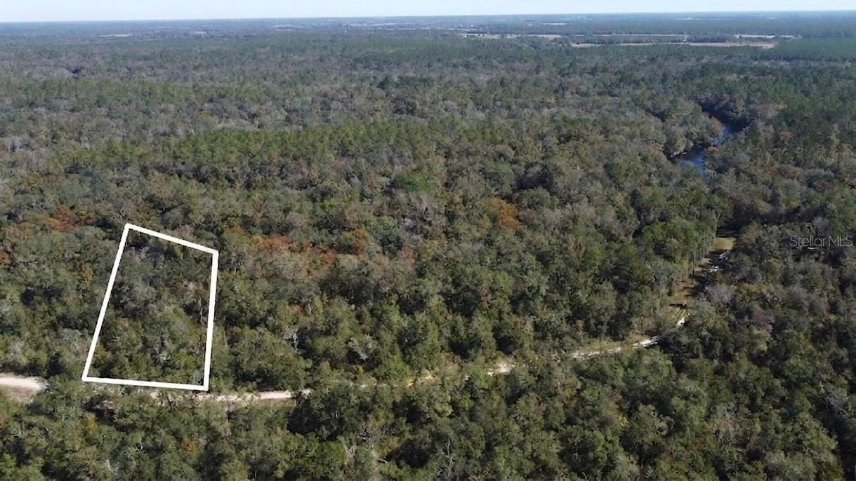 Ne Chervil Dr., Lee, FL 32059