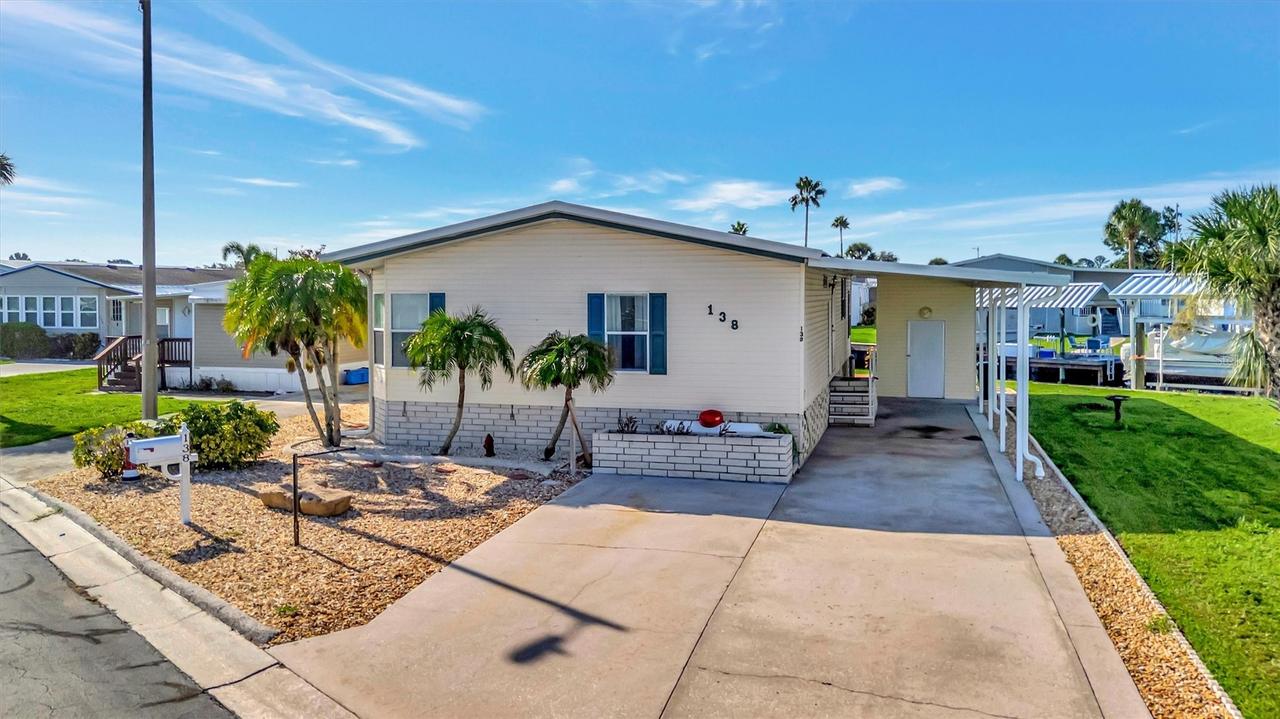 138 S Saint Thomas Cir., Apollo Beach, FL 33572