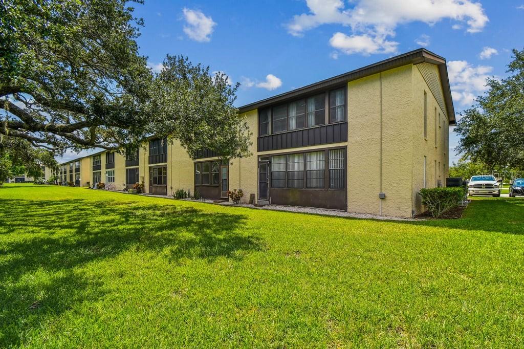 4829 Onyx Ln. #101, New Port Richey, FL 34652