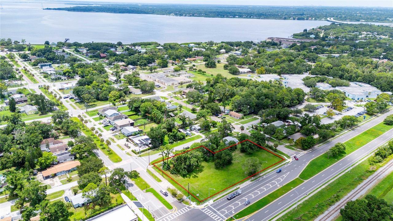 205 Chestnut St., Oldsmar, FL 34677