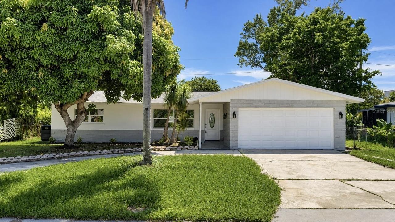 1421 Heather Dr., Dunedin, FL 34698