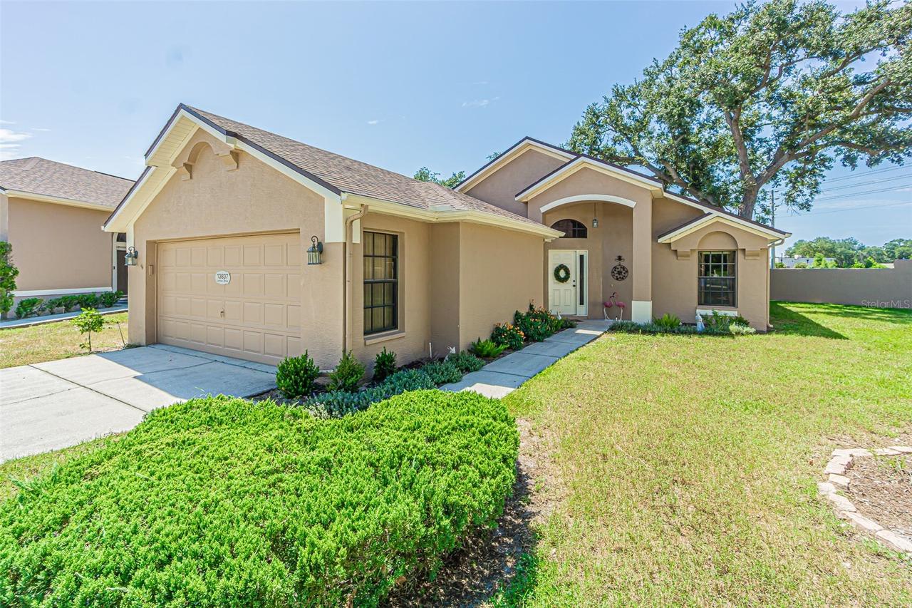 13837 Leroux Dr., Hudson, FL 34669