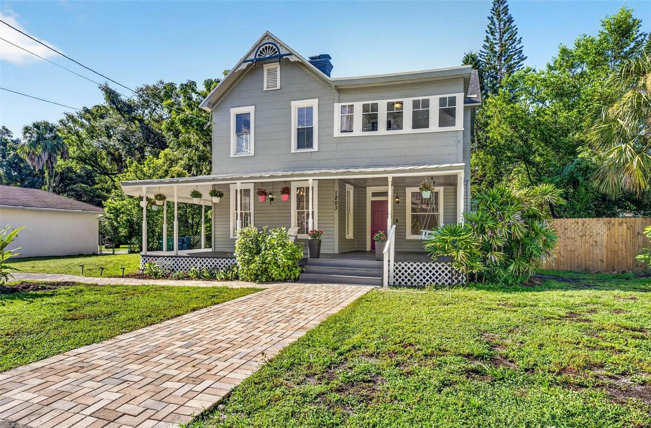 1203 E Chelsea St., Tampa, FL 33603