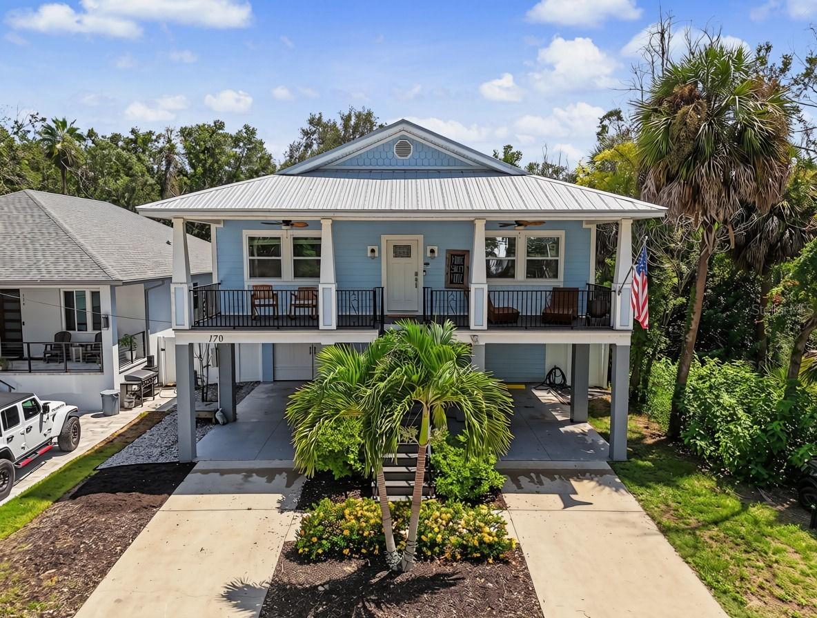 170 E Spruce St., Tarpon Springs, FL 34689