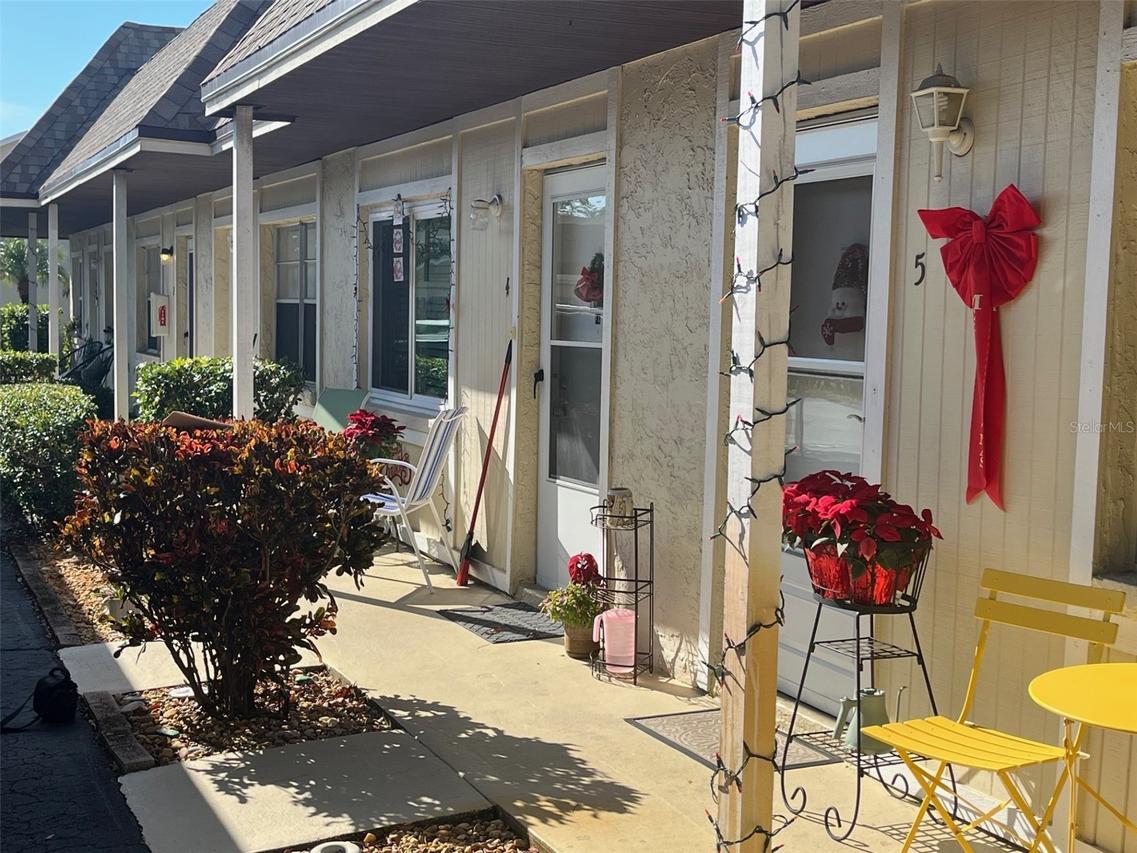 670 Green Valley Rd. #F5, Palm Harbor, FL 34683