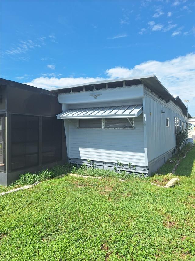 6349 New York St., Zephyrhills, FL 33542