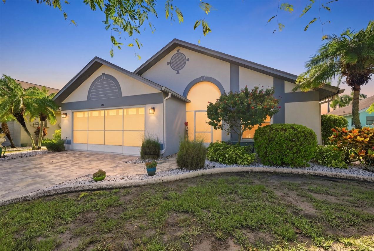 1807 E Del Webb Blvd., Sun City Center, FL 33573
