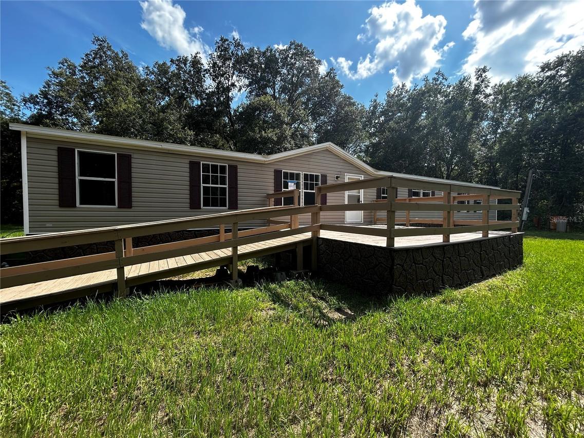 40838 Sutorus Rd., Zephyrhills, FL 33540