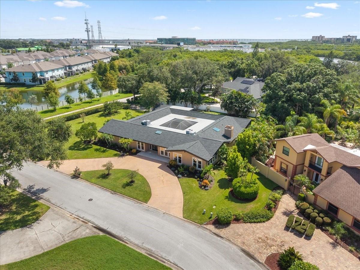 1701 Allens Creek Dr., Clearwater, FL 33764