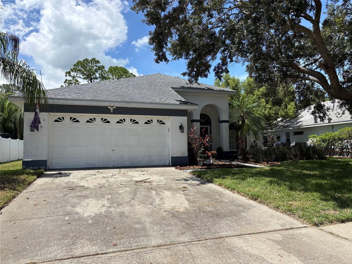 348 Fountainview Cir., Oldsmar, FL 34677