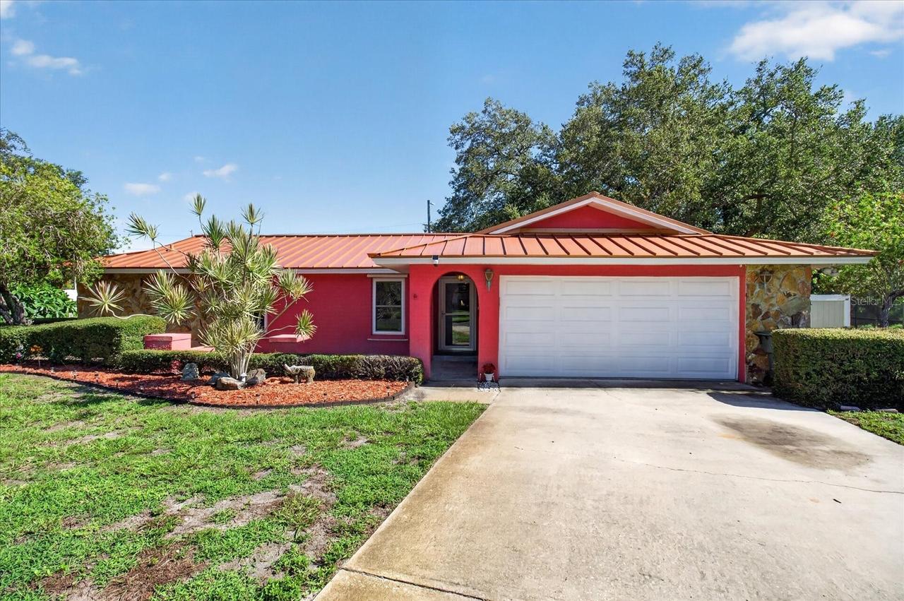 13497 Oval Dr., Largo, FL 33774