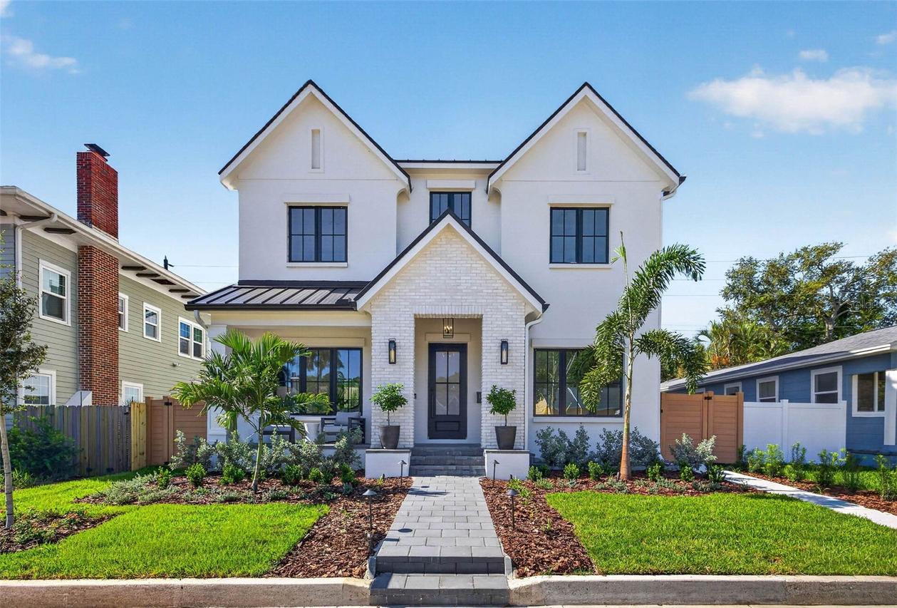 142 22nd Ave., St Petersburg, FL 33704