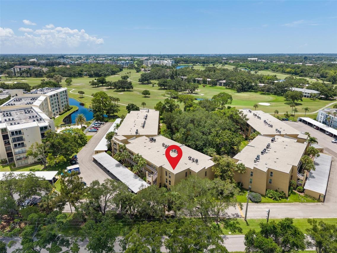 225 Country Club Dr. #E343, Largo, FL 33771