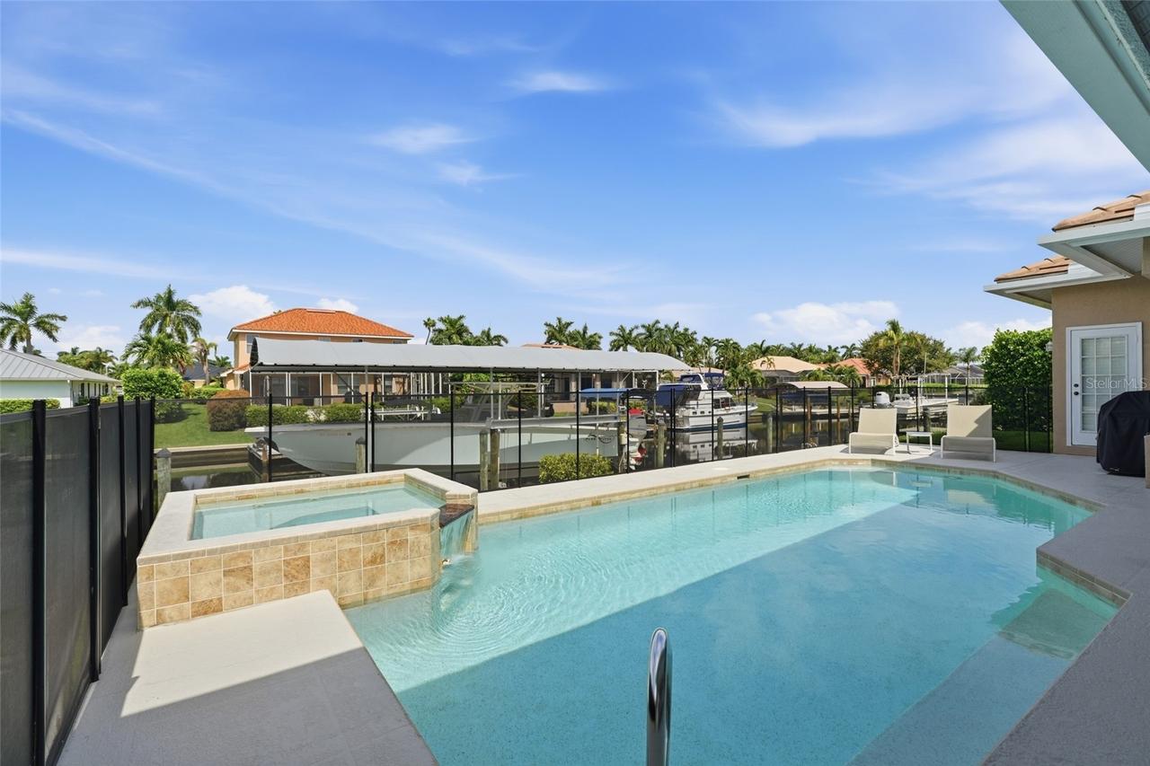 5020 SW 8th Pl., Cape Coral, FL 33914