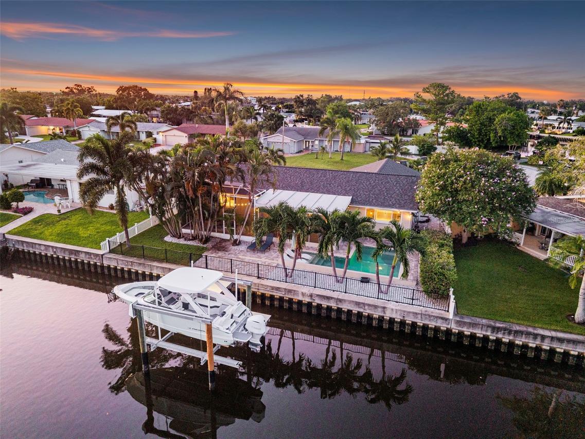 1472 47th Ave., St Petersburg, FL 33703
