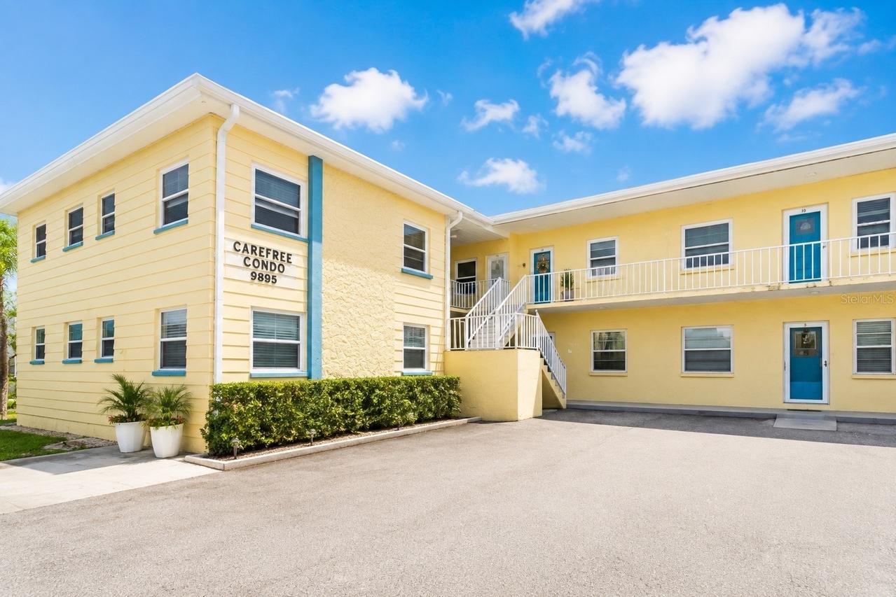 9895 1st St. #5, Treasure Island, FL 33706