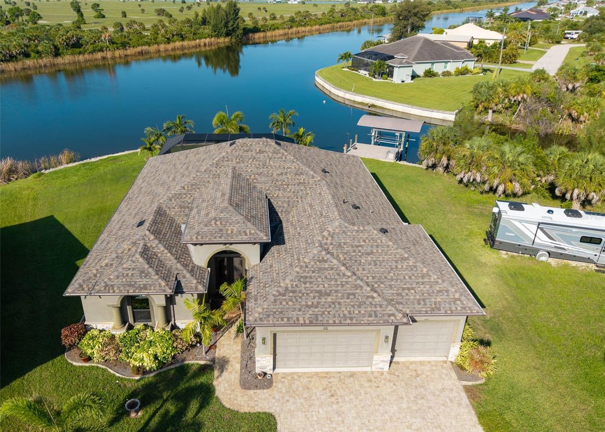 10650 Poughkeepsie Cir., Port Charlotte, FL 33981