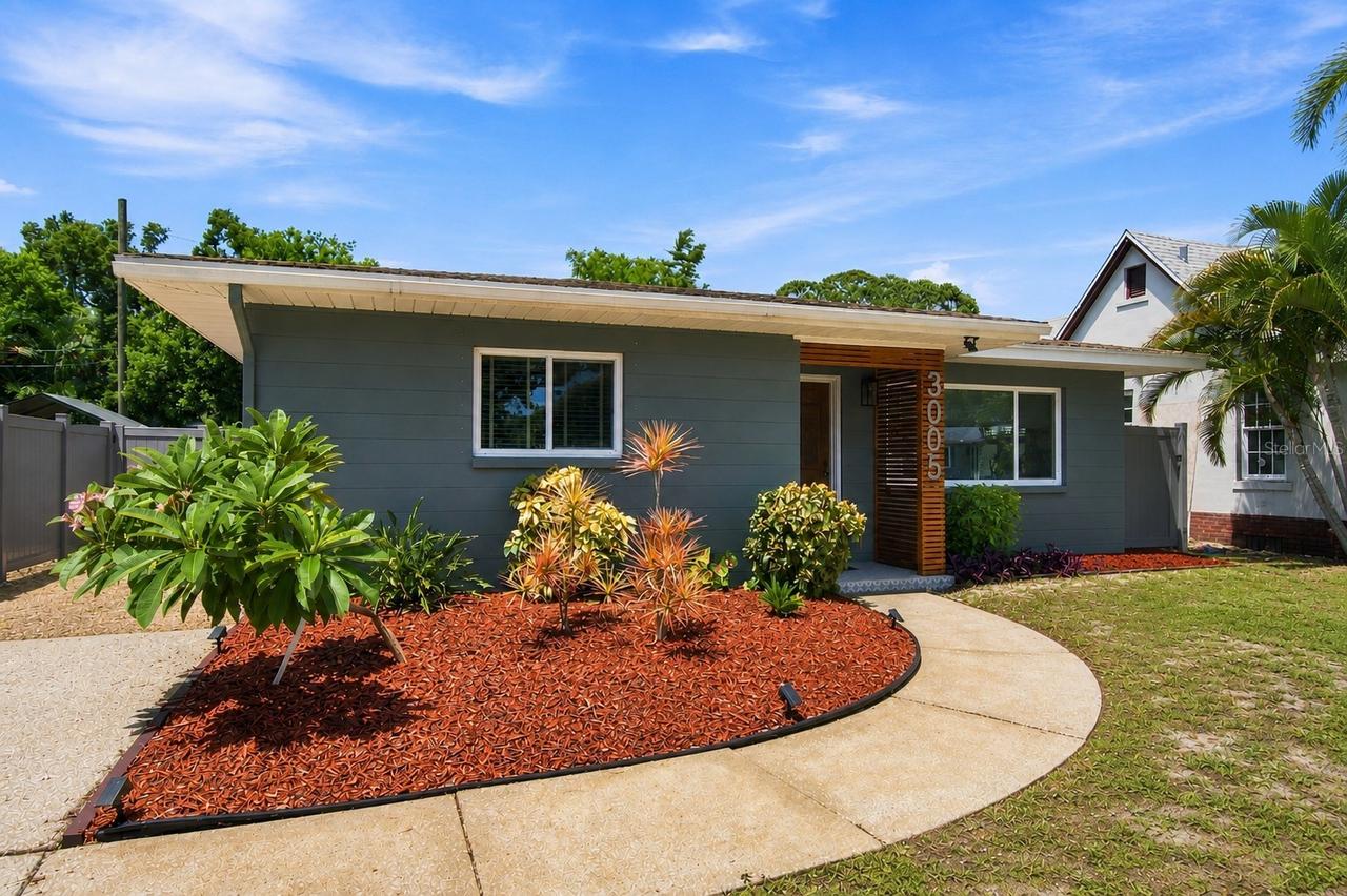 3005 10th Ave., St Petersburg, FL 33713